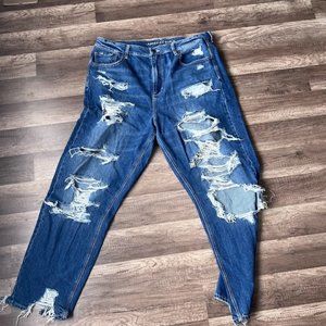 MOM JEANS